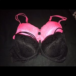 ❗️SOLD❗️NWOT 36D Bras (Rue 21)